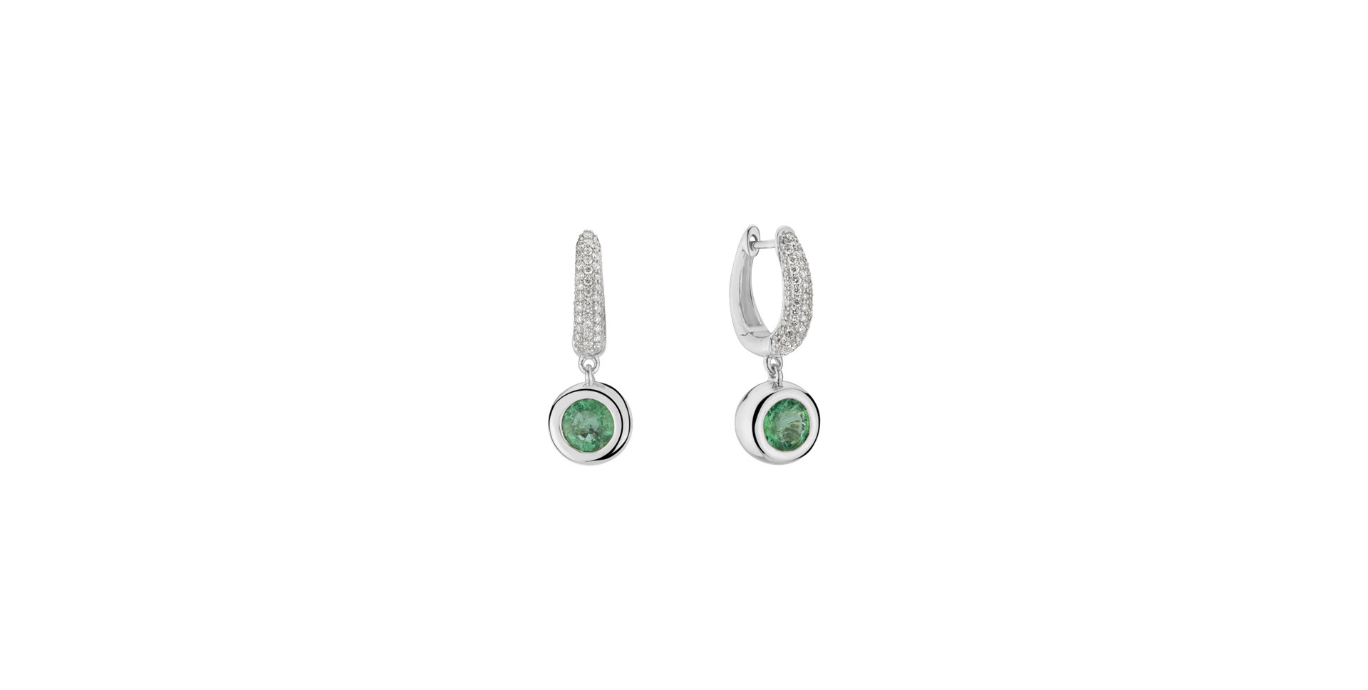 Diamond earrings with Emerald Starshine Essence