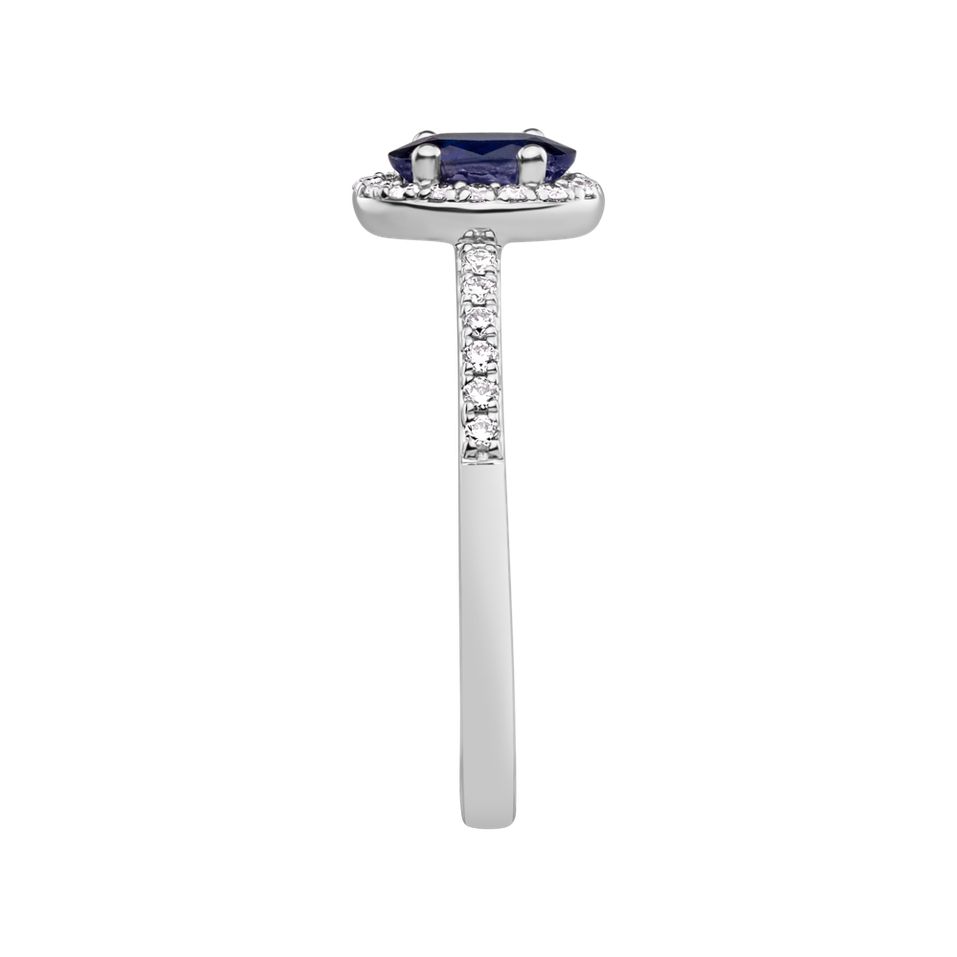 Diamond ring with Tanzanite Princess