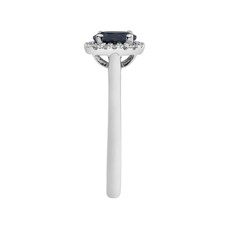 Diamond ring with Sapphire Princess