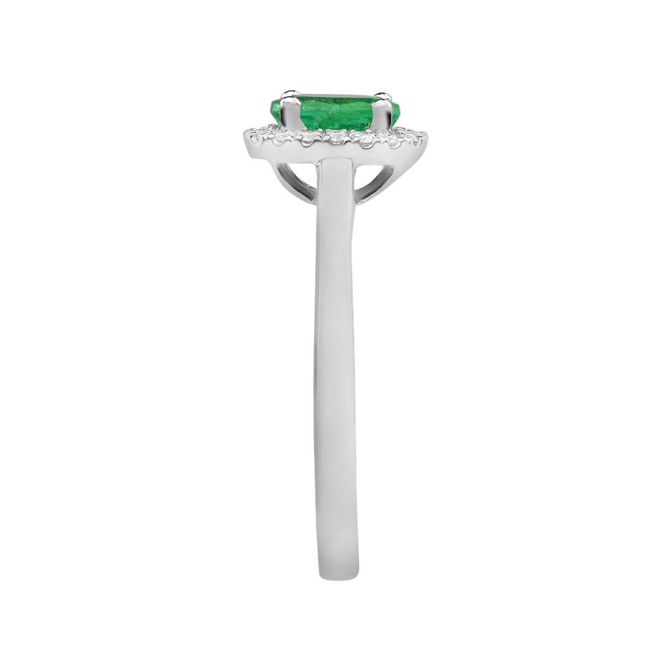 Diamond ring with Emerald Princess