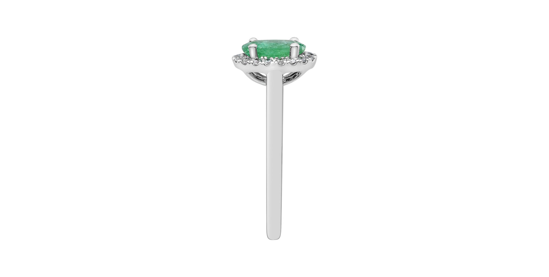 Diamond ring with Emerald Princess