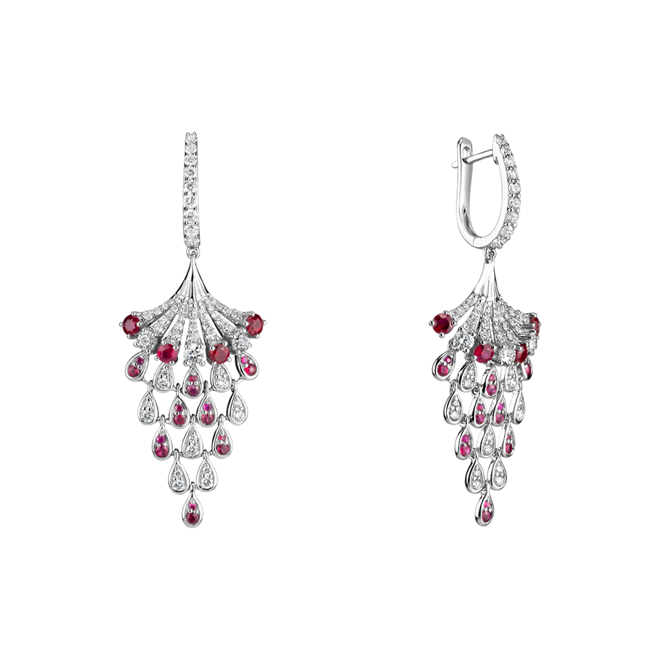 Diamond earrings and Ruby Royal Mesh
