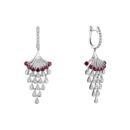 Diamond earrings and Ruby Royal Mesh