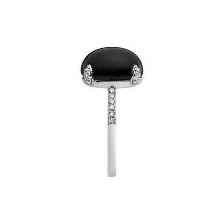 Diamond ring with Onyx Niche