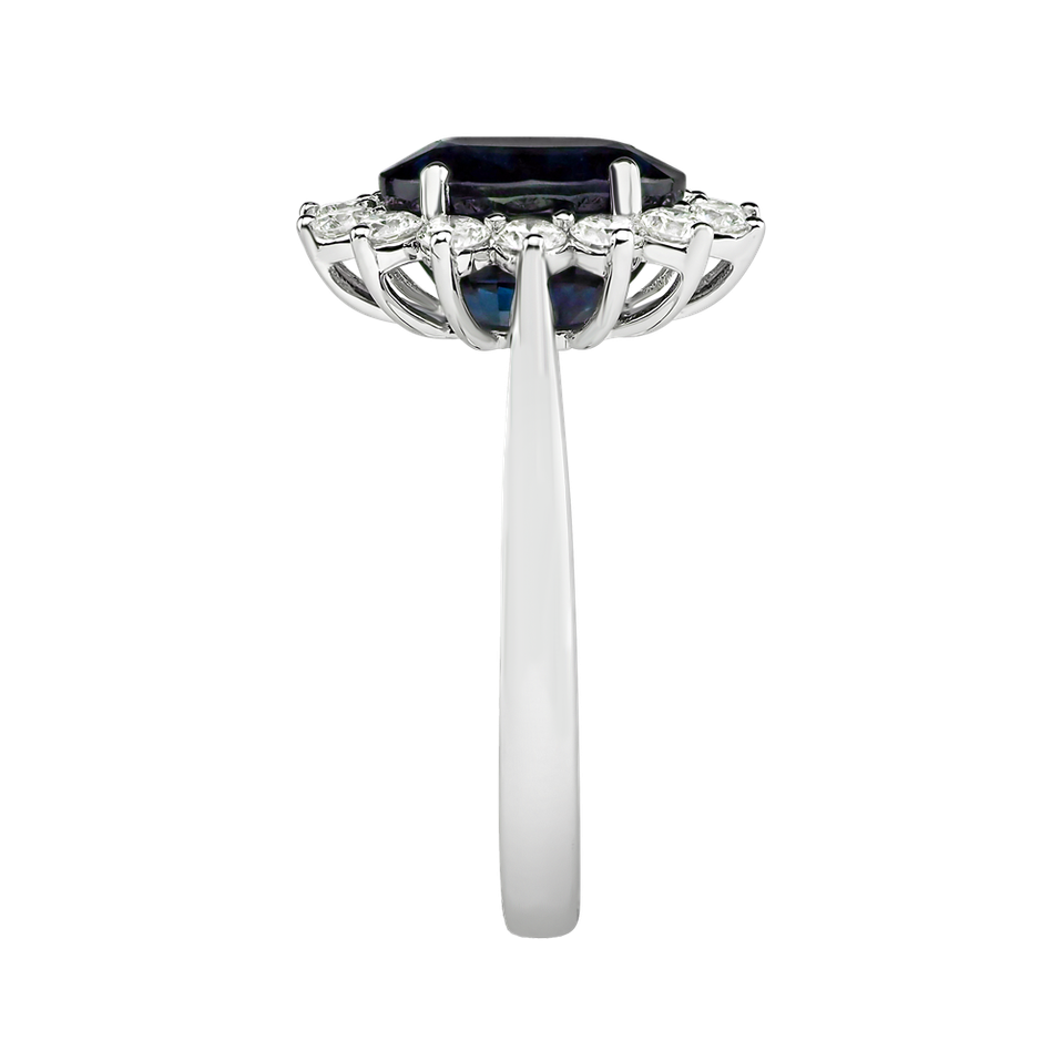 Diamond ring with Sapphire Princess