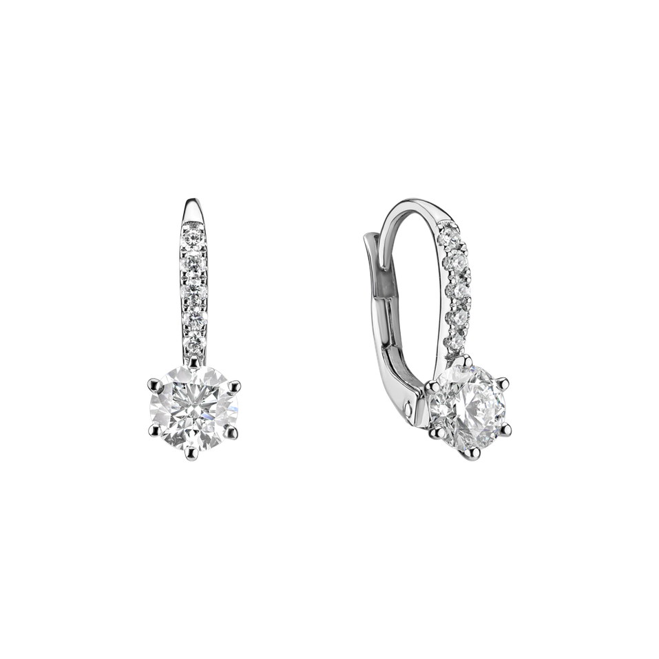 Diamond earrings Sparkless