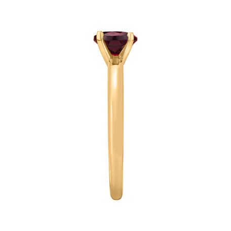 Ring with Rhodolite Bonbon