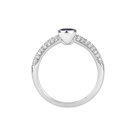Diamond ring with Sapphire Octavie