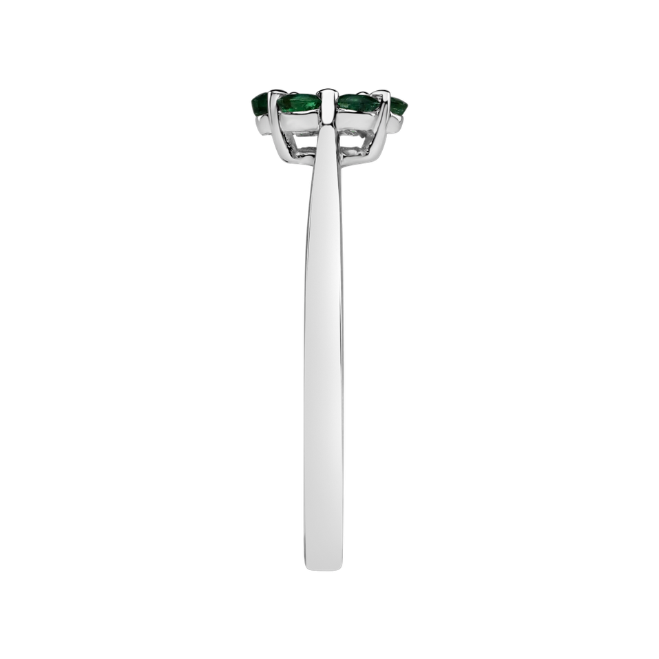 Diamond ring with Emerald Shiny Constellation