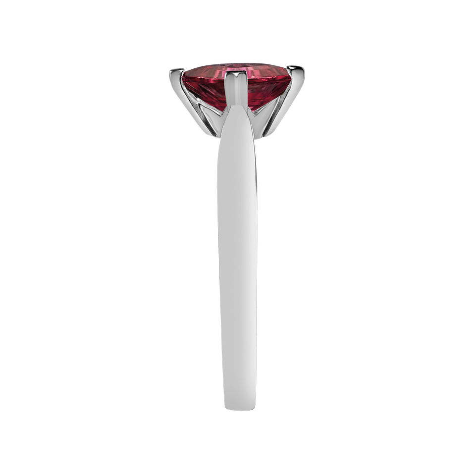 Ring with Rhodolite Bonbon