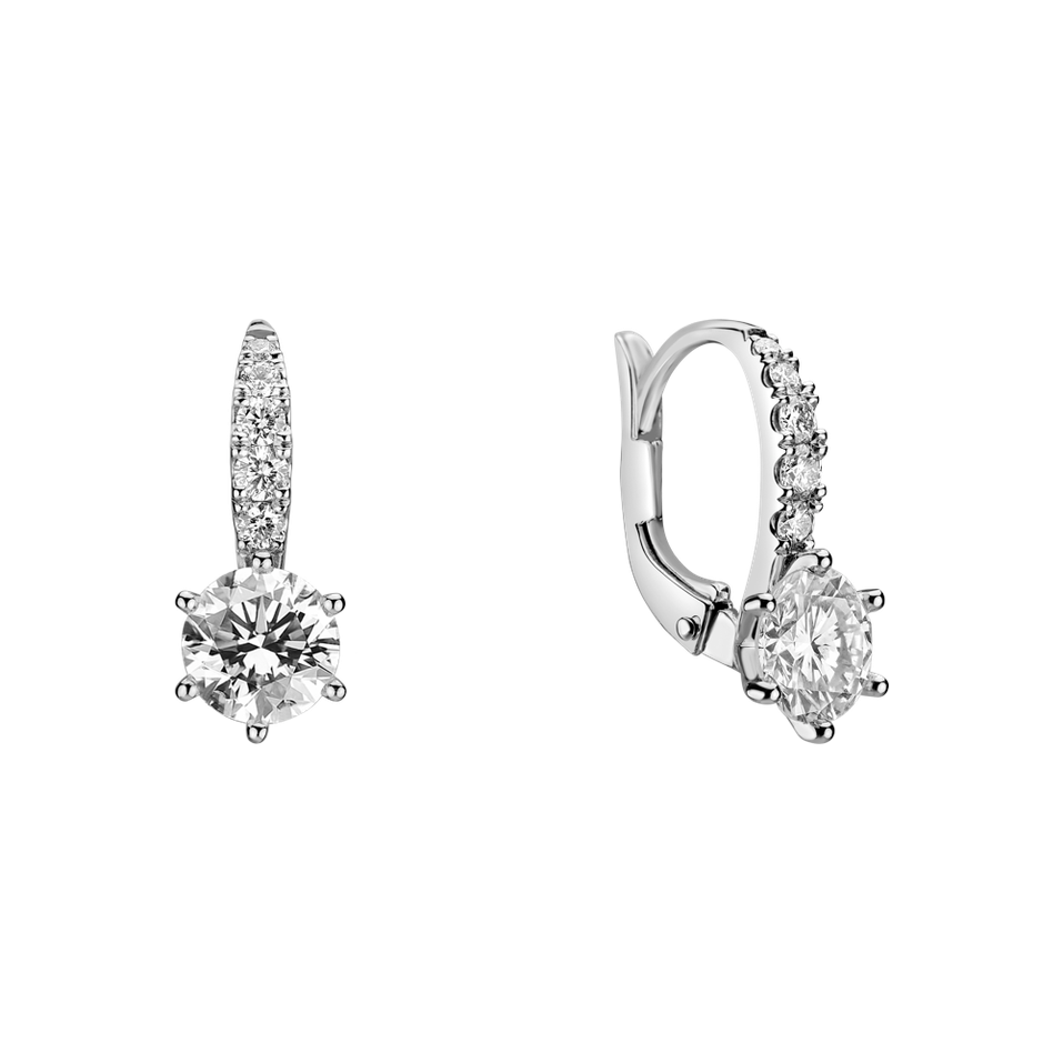 Diamond earrings Sparkless