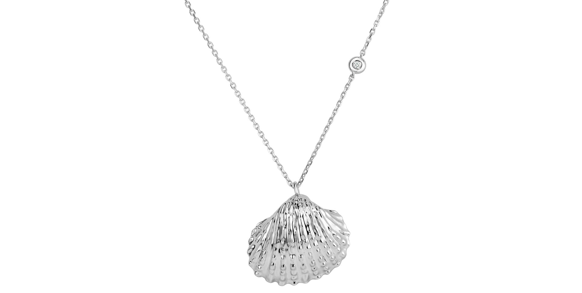 Diamond necklace Luxury Clam