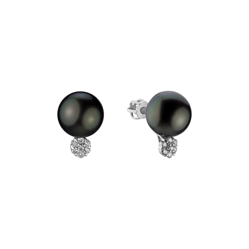 Diamond earrings with Pearl Neetham