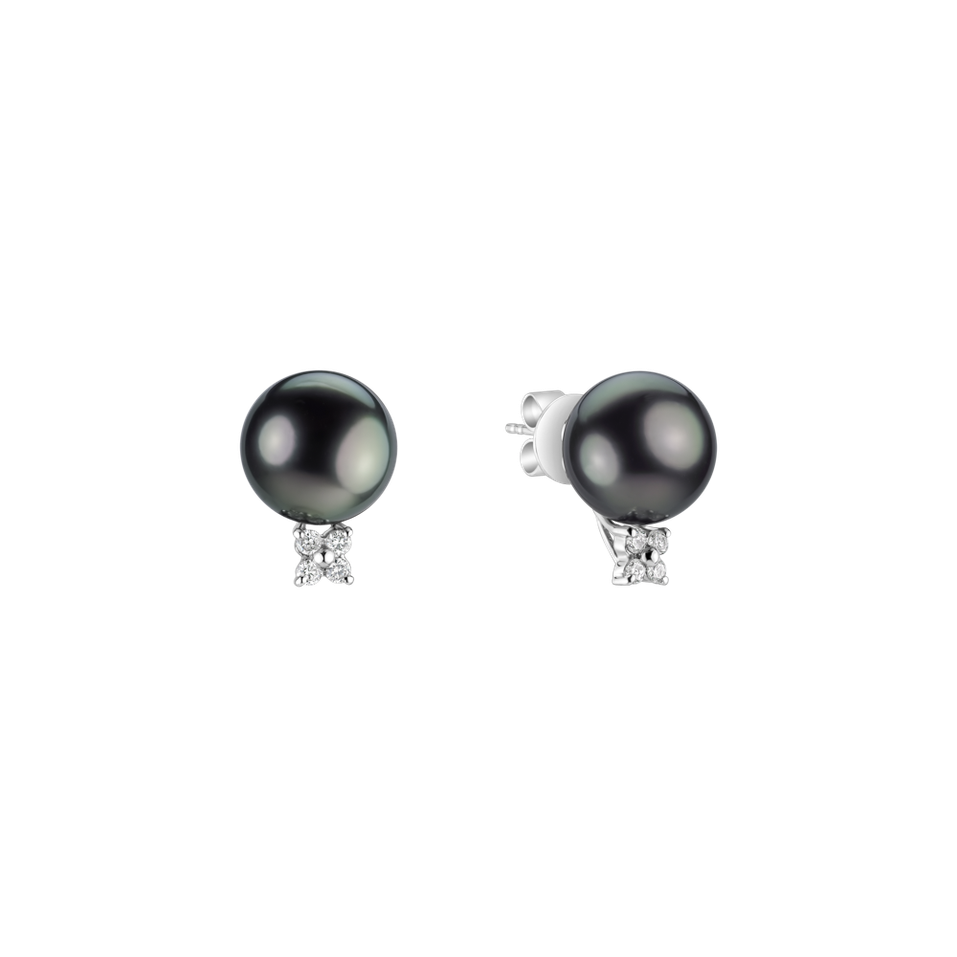Diamond earrings with Pearl Dune