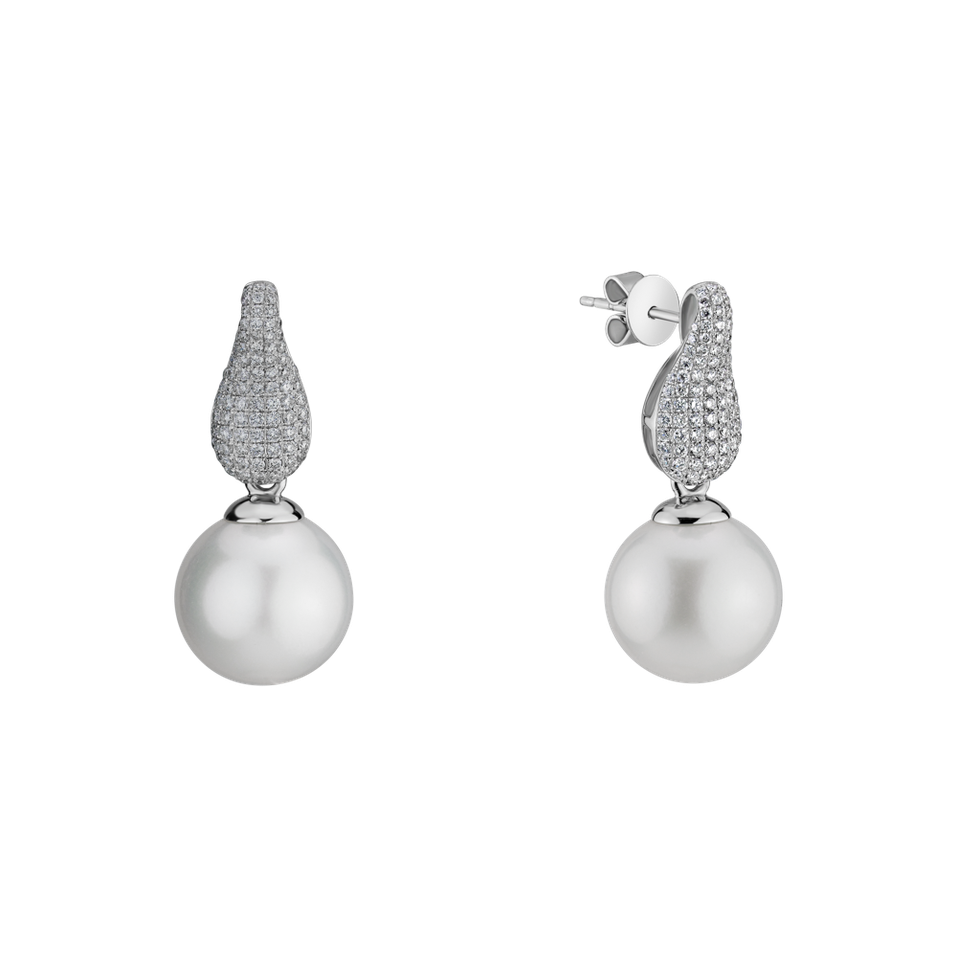 Diamond earrings with Pearl Smuusa