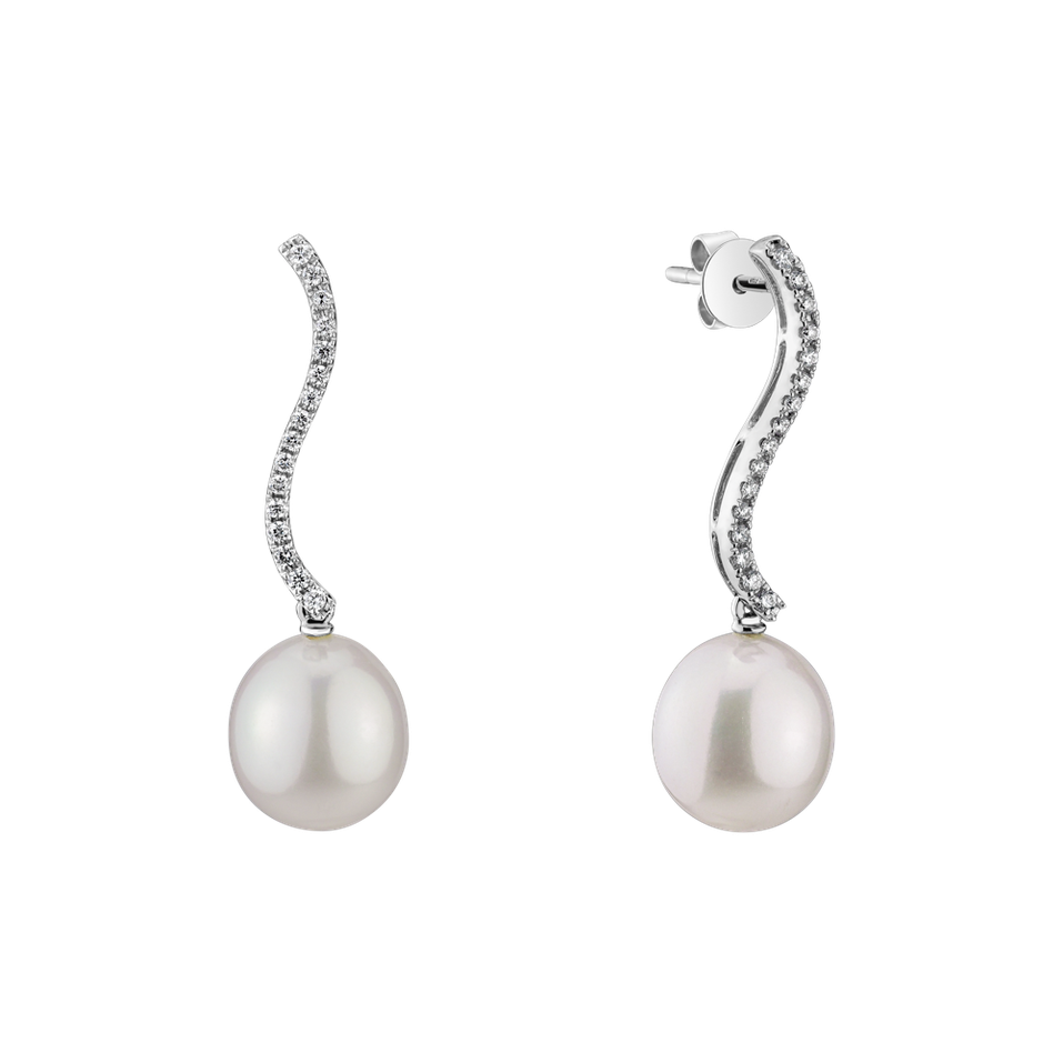 Diamond earrings with Pearl See Sea