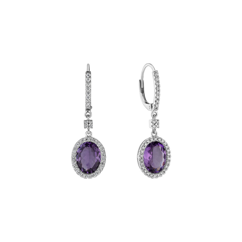Diamond earrings with Amethyst Strayer