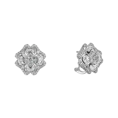 Diamond earrings Cuthbert