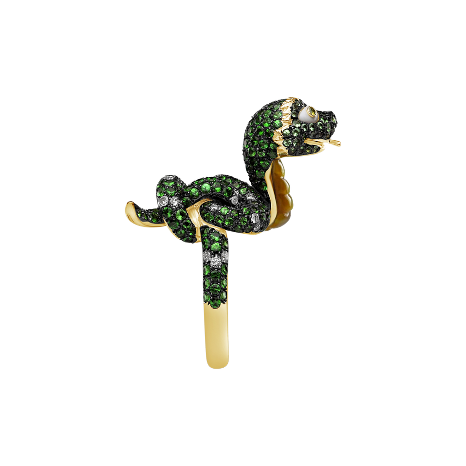 Diamond ring with Agate, Garnet and Mother of Pearl Crazy Snake