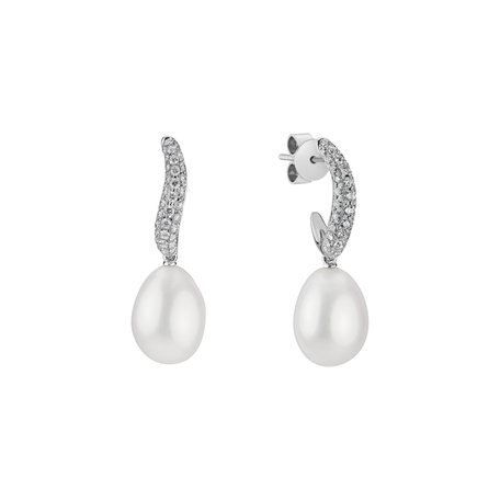 Diamond earrings with Pearl Coast for Margarita
