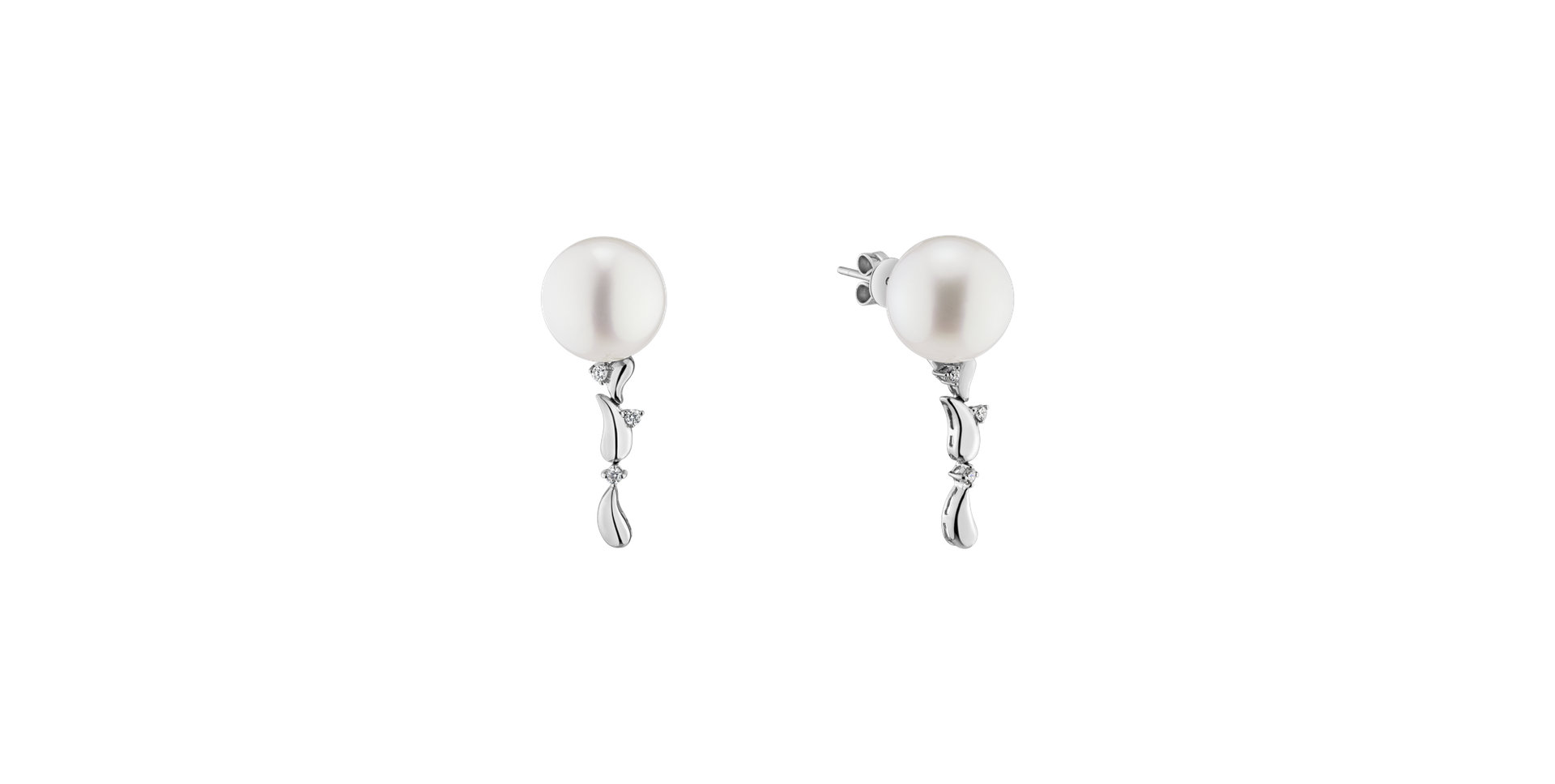 Diamond earrings with Pearl Monthei