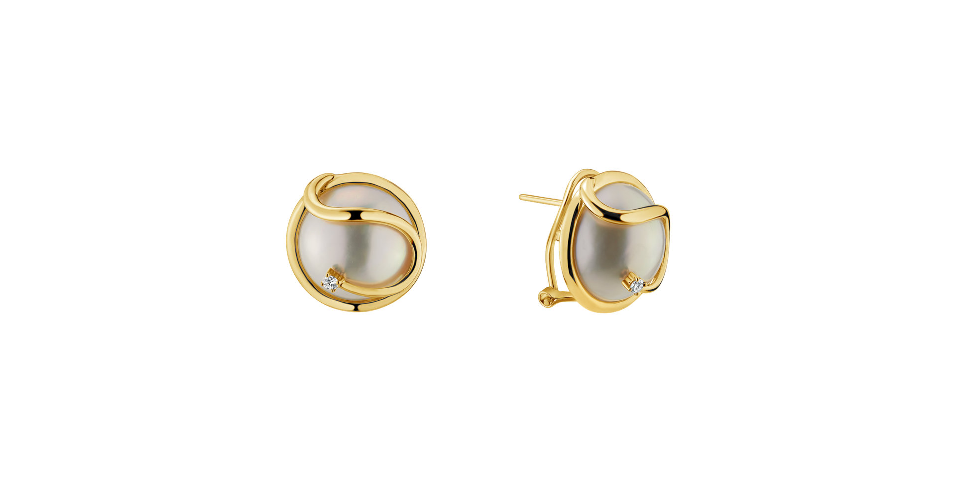 Diamond earrings with Pearl Ophiner