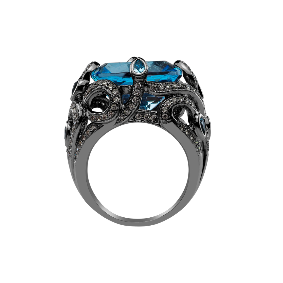 Diamond ring with Topaz Maria Callas