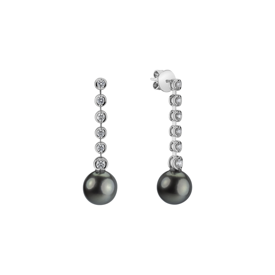 Diamond earrings with Pearl Danatile