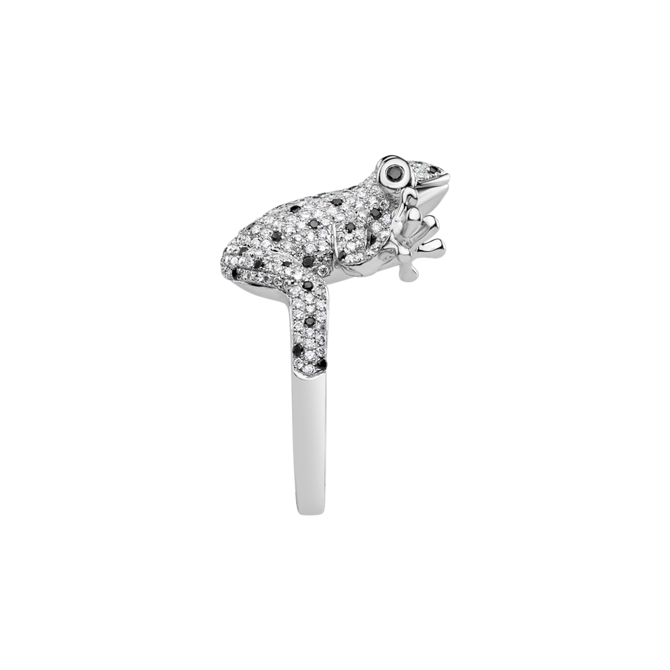 Ring with black and white diamonds Magic Frog