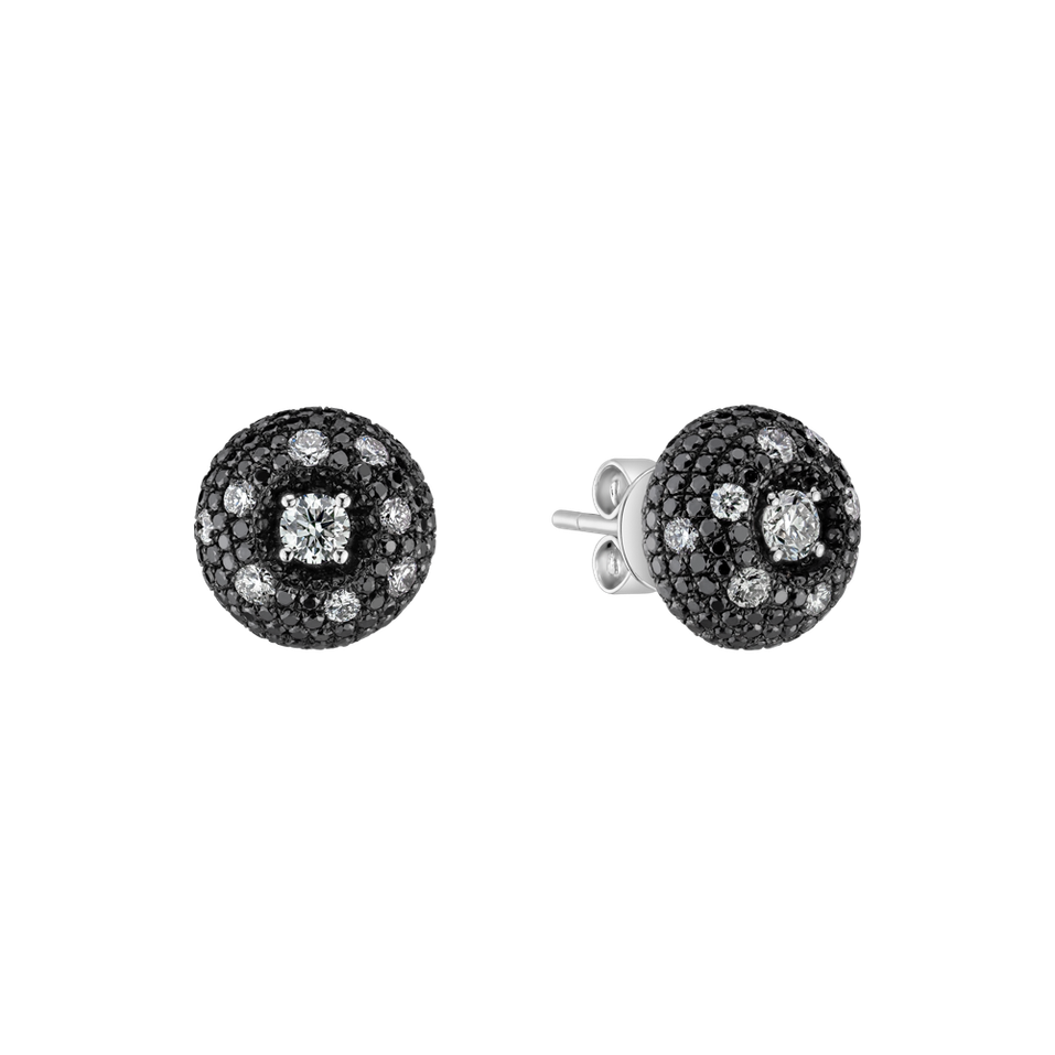 Earrings with black and white diamonds Provocative