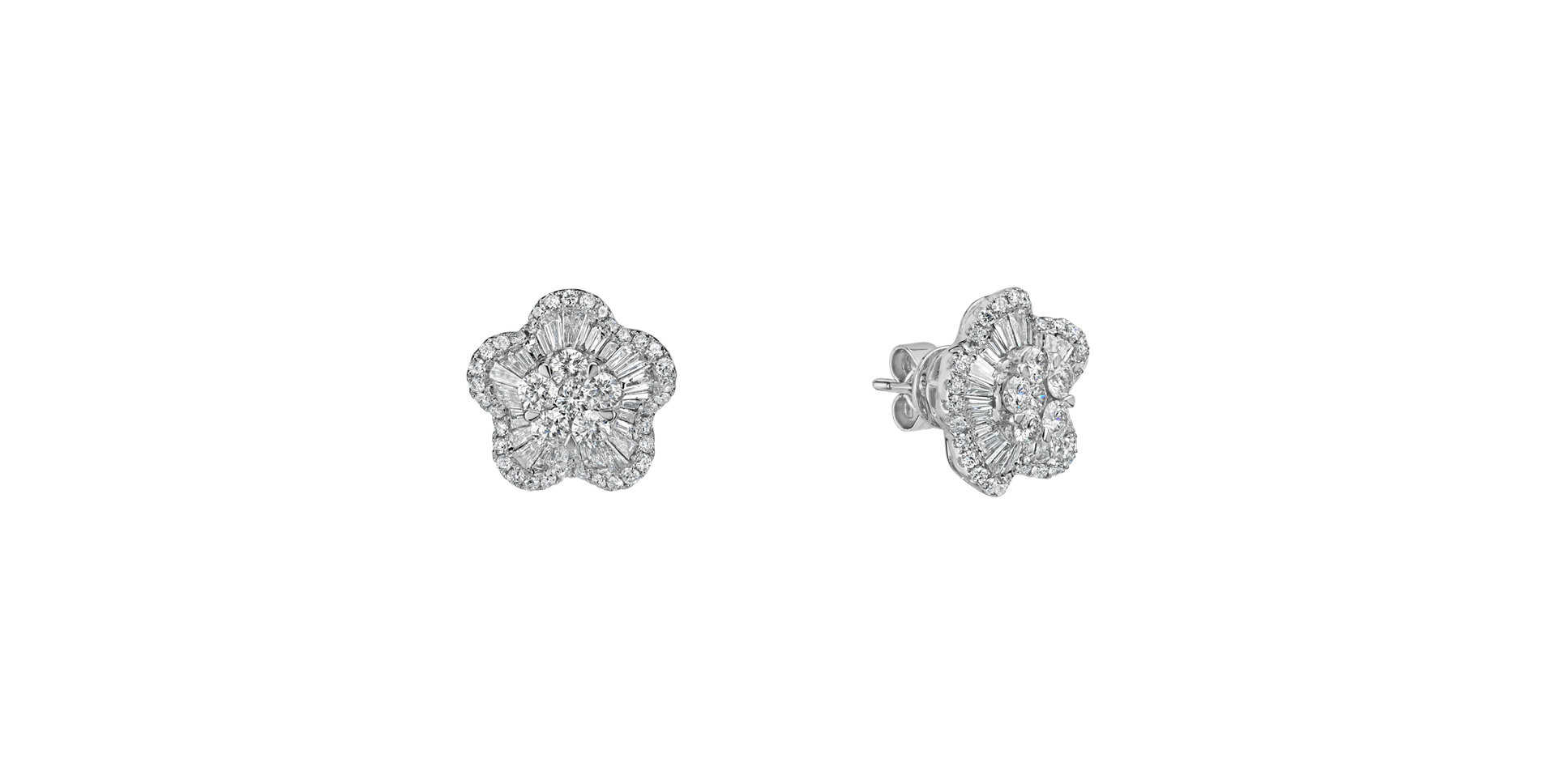 Diamond earrings Famous Signature