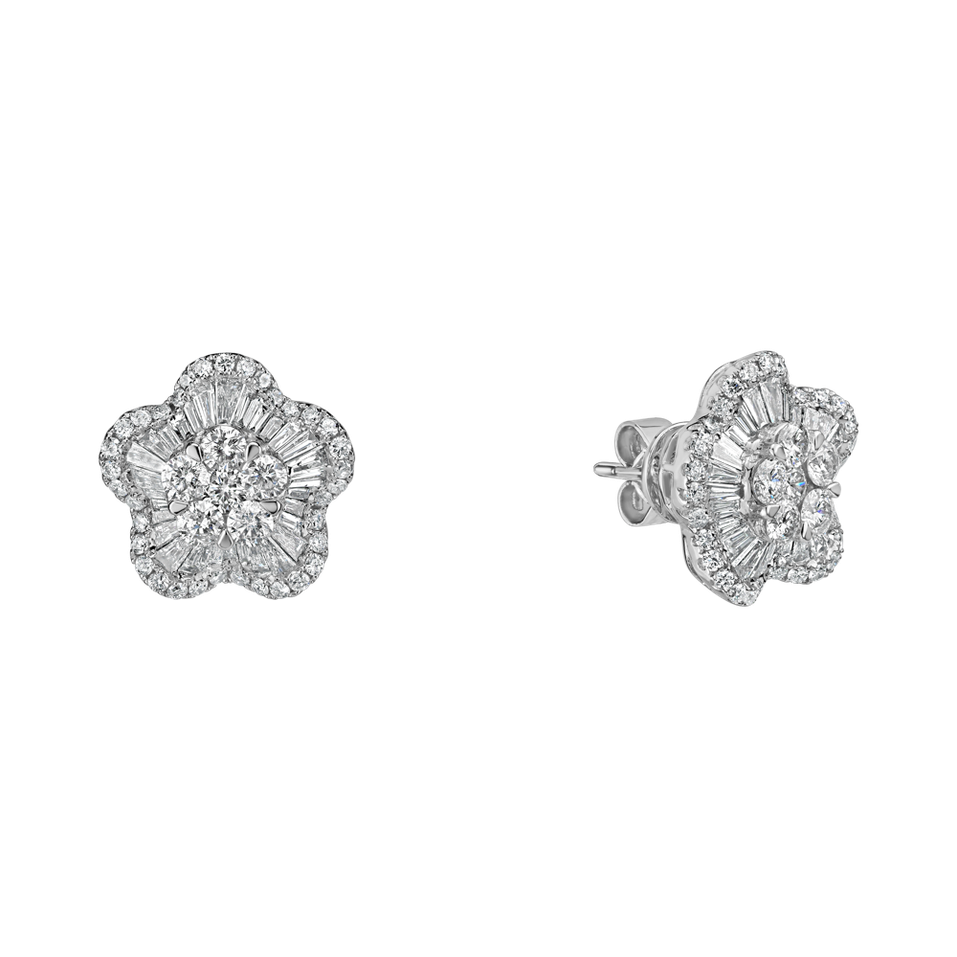 Diamond earrings Famous Signature