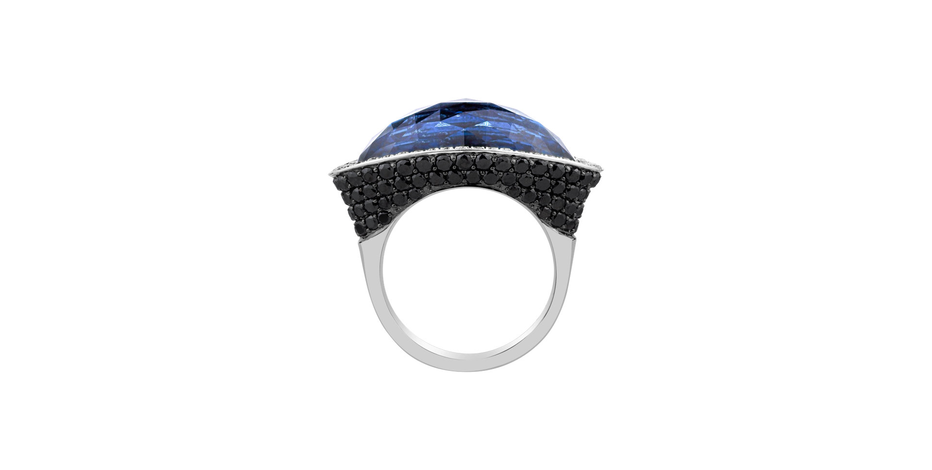 Ring with black and white diamonds and Topaz Blanc