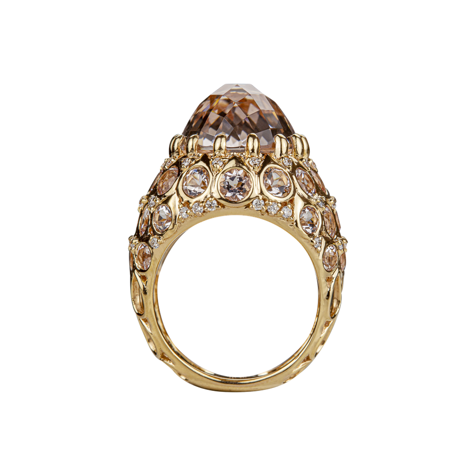 Diamond ring with Morganite Venus Dream