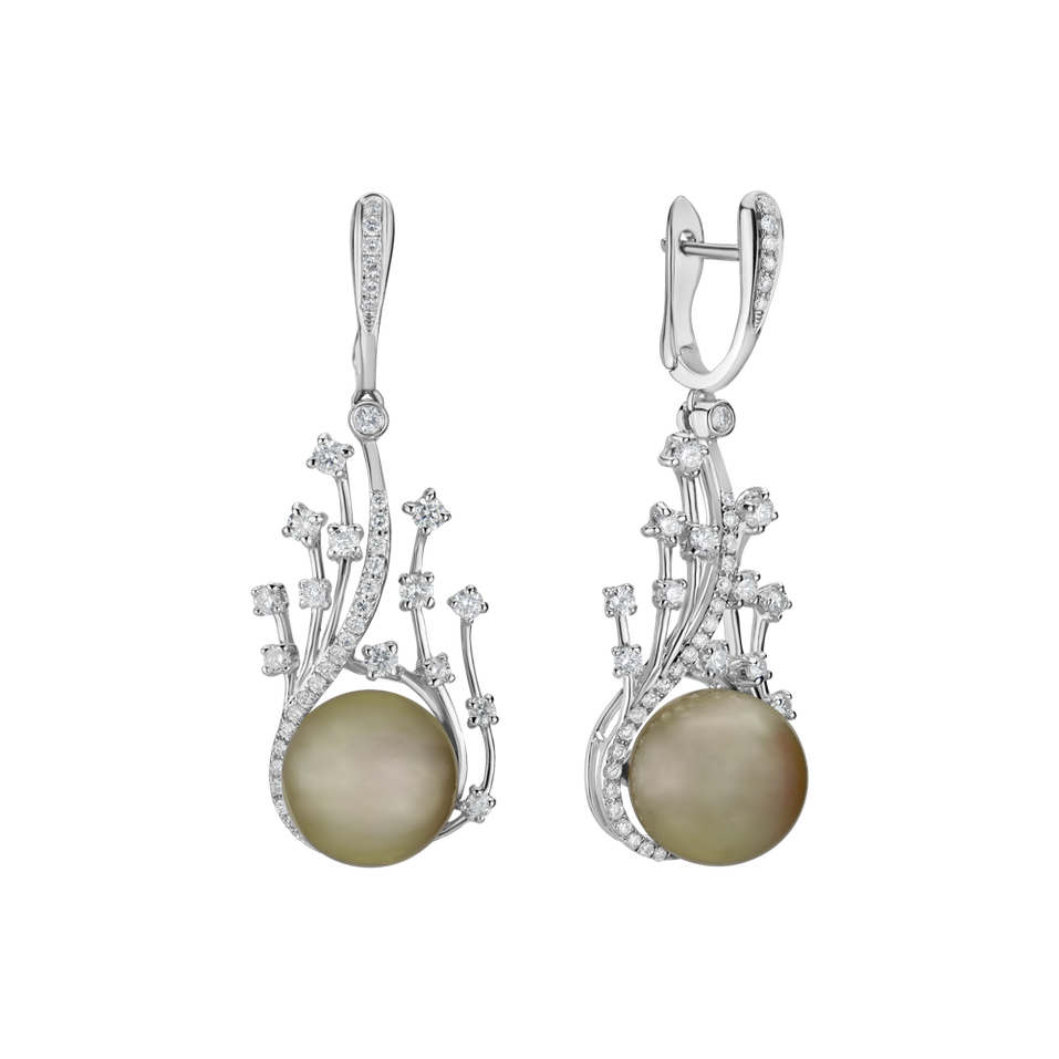 Diamond earrings with Pearl Venus Secret