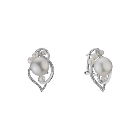 Diamond earrings with Pearl White Passion