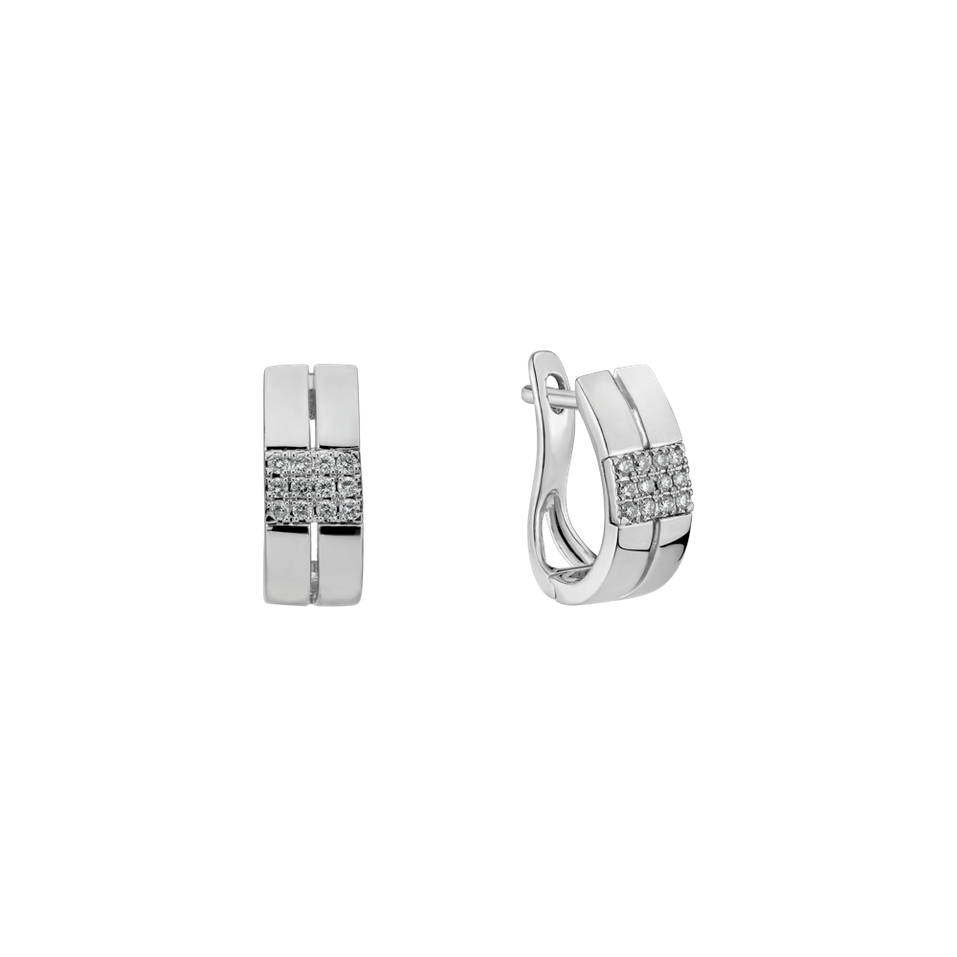 Diamond earrings Gauntlet