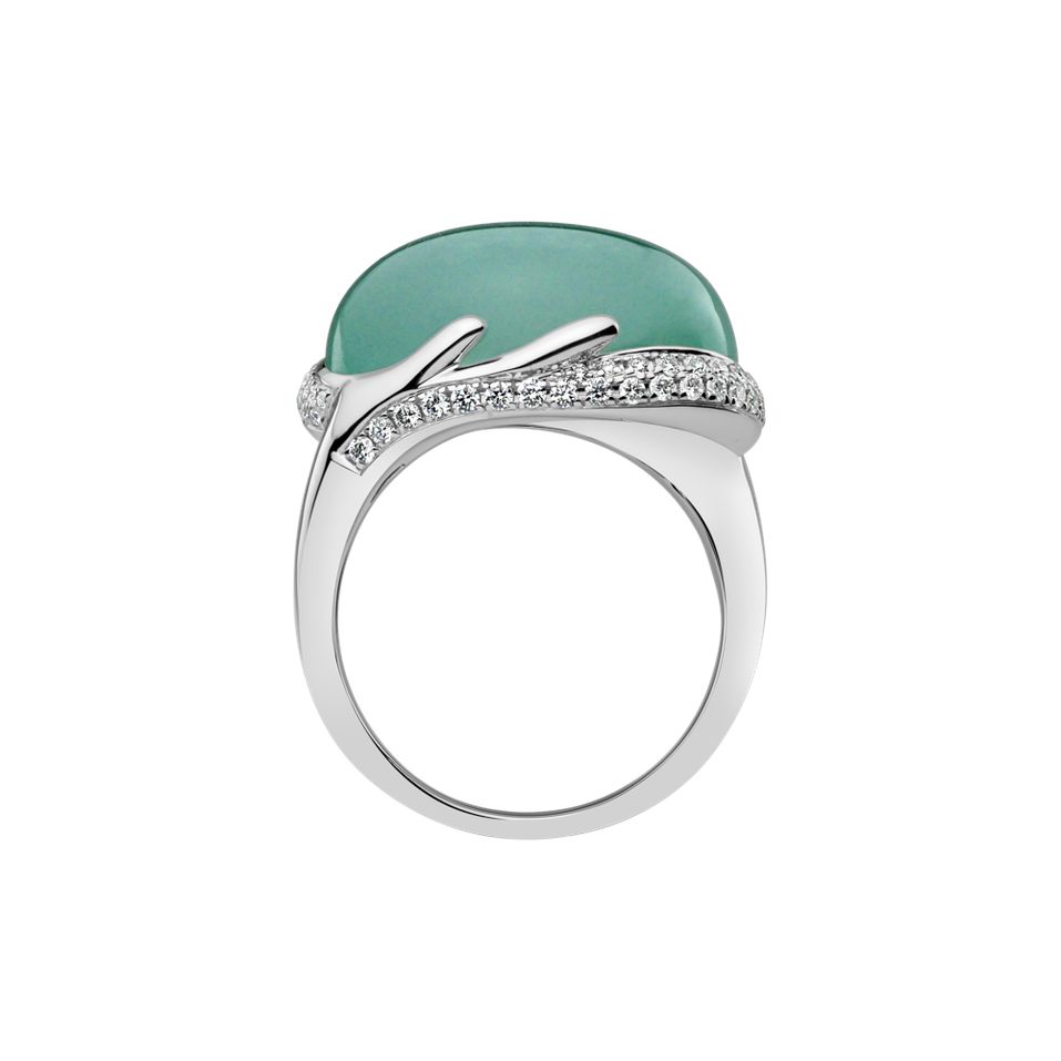 Diamond ring with Chalcedony Gem Miracle