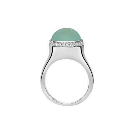 Diamond ring with Chalcedony Mellow Blossom