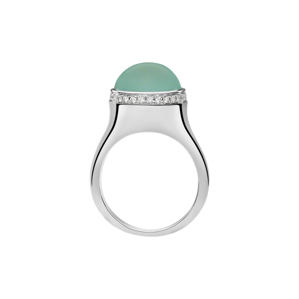Diamond ring with Chalcedony Mellow Blossom
