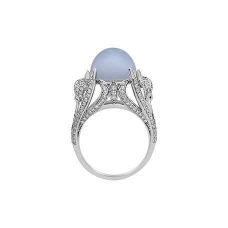 Diamond ring with Chalcedony Fascinating Ladyship