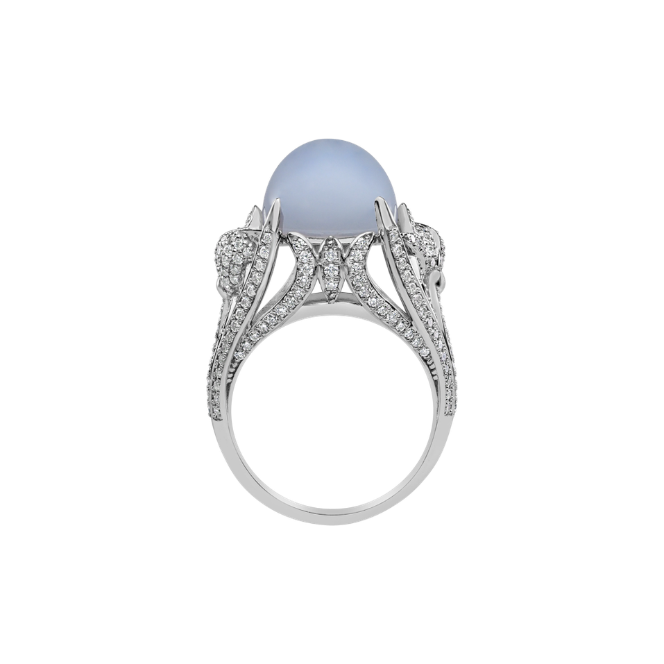 Diamond ring with Chalcedony Fascinating Ladyship