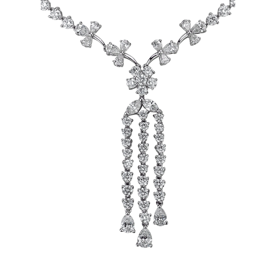 Diamond necklace Draining Raindrops of Flowers