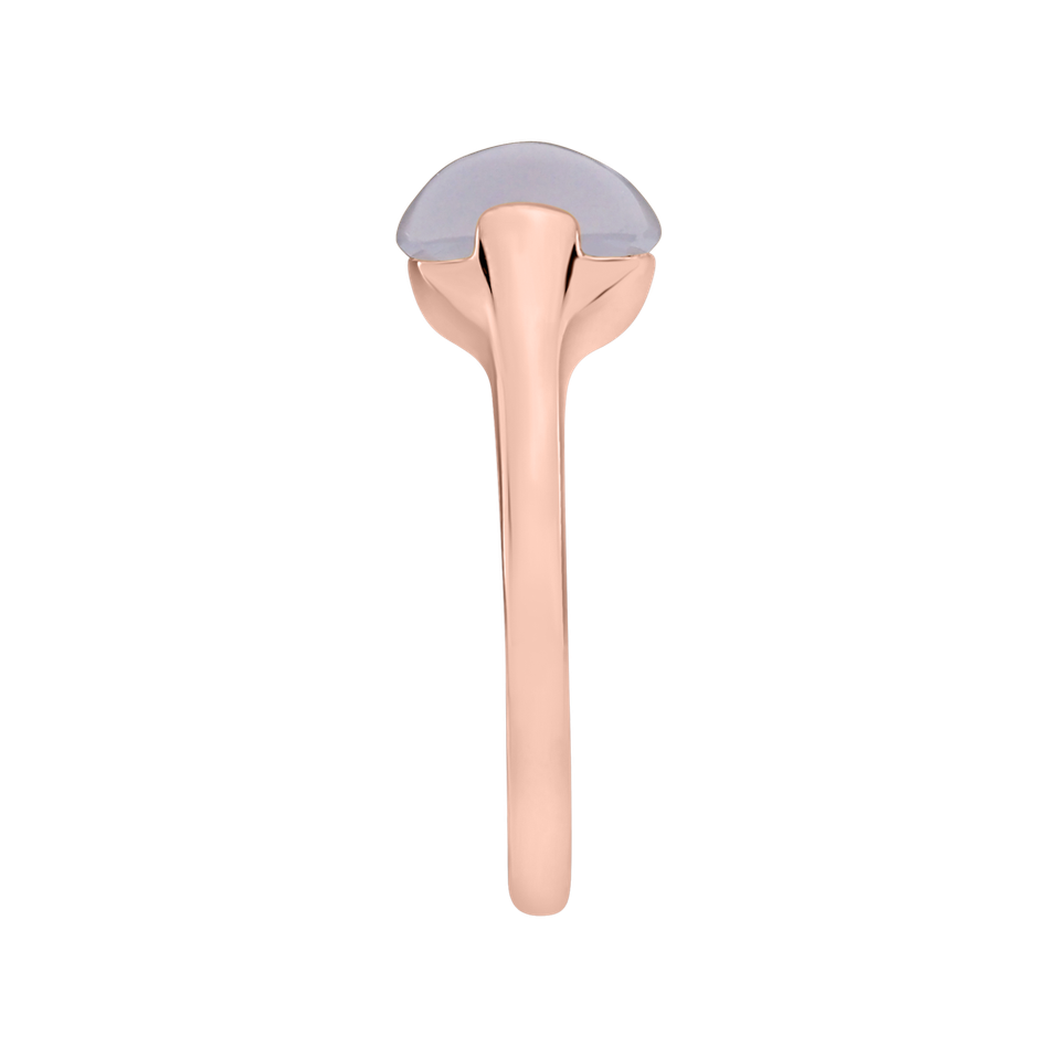 Ring with Blue Chalcedony Bonbon