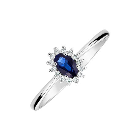 Diamond ring with Sapphire Princess Sparkle