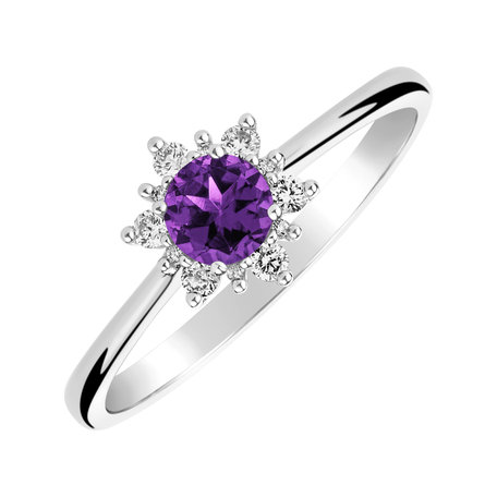 Diamond ring with Amethyst Brazil Glowing Starlet