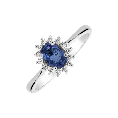 Diamond ring with Sapphire Princess Sparkle