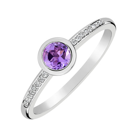 Diamond ring with Amethyst Regal Sparkle
