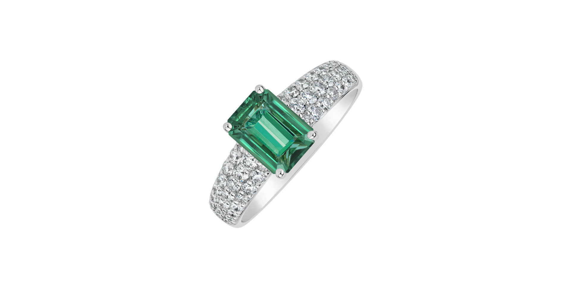 Diamond ring with Emerald Diamond Whisper