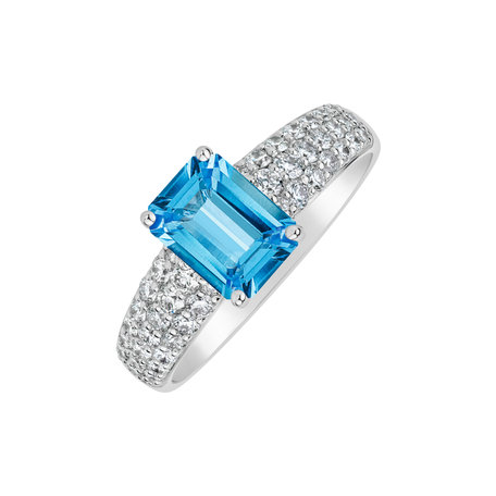 Diamond ring with Topaz Diamond Whisper